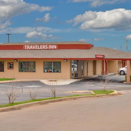 Travelers Inn Midwest City Exteriör bild