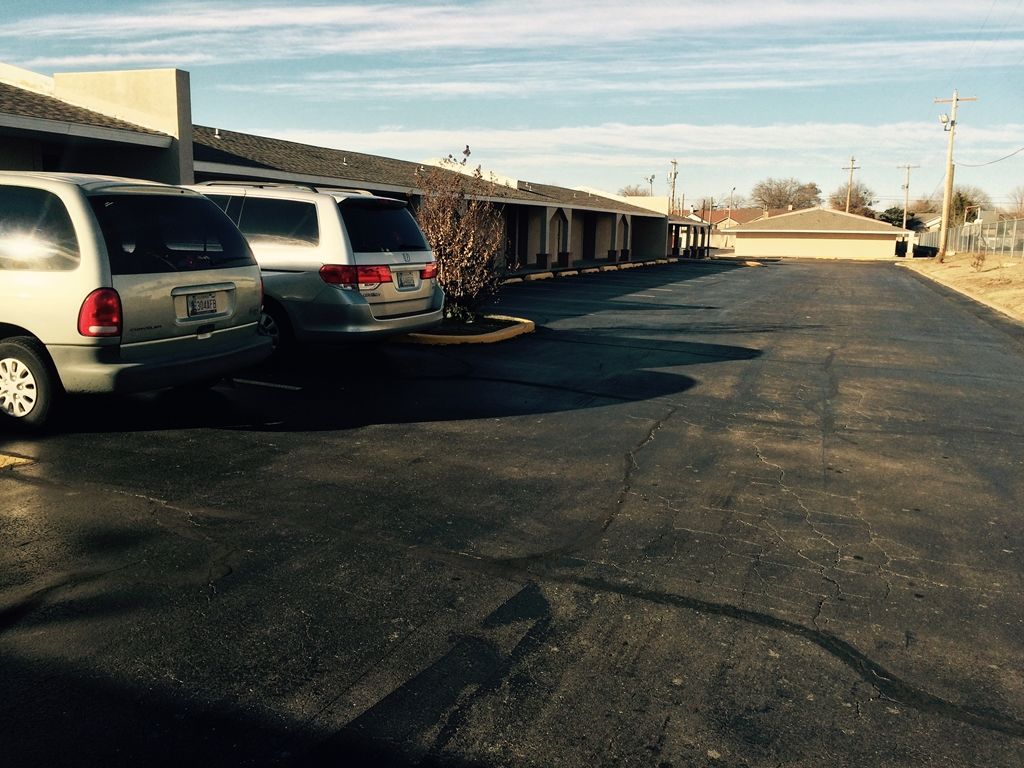 Travelers Inn Midwest City Exteriör bild